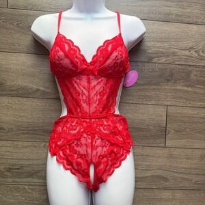 Avidlove Red Lace Teddy Bodysuit Floral Cutout Lingerie Small NWT